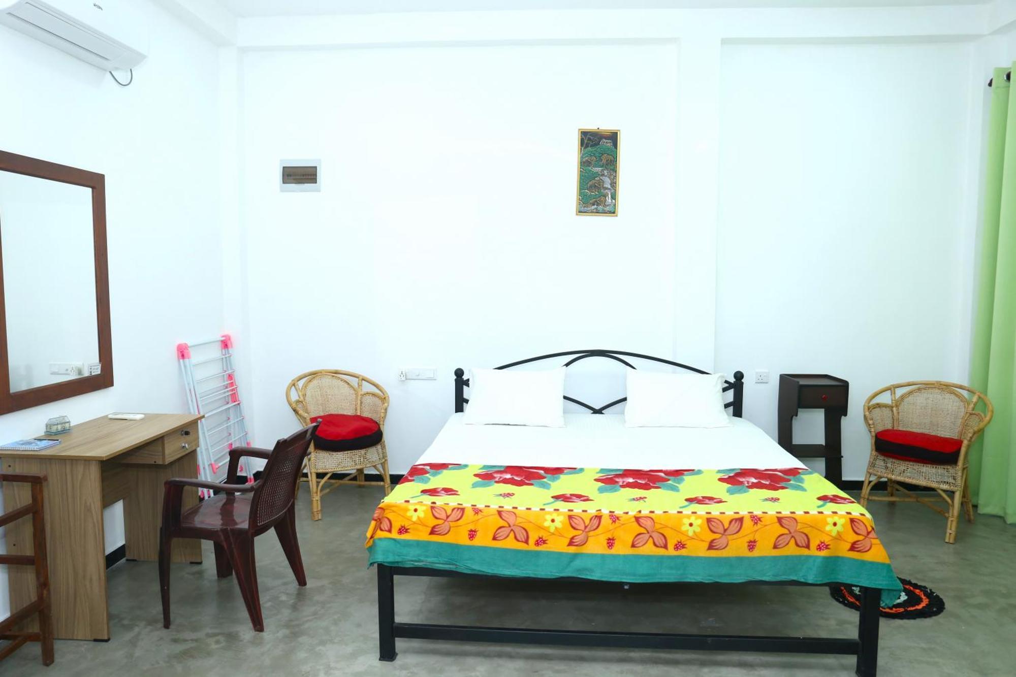Sandy Palms Guesthouse ヒッカドゥワ エクステリア 写真